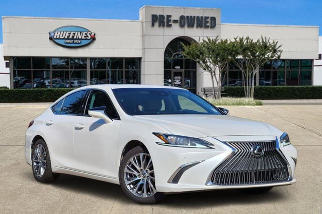 2020 Lexus ES 350 350's photo