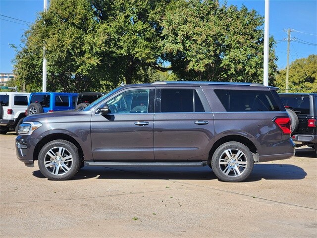 2024 Ford Expedition MAX Limited photo 2