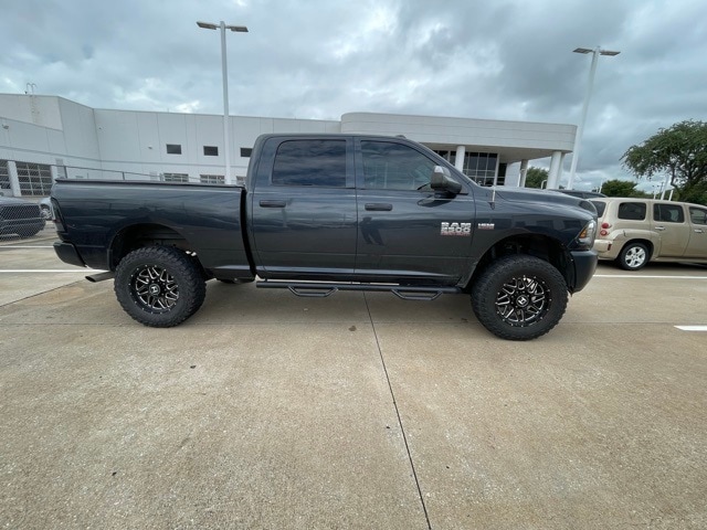 3C6UR5CJ1HG590555