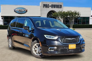 2024 Chrysler Pacifica Touring L Van Passenger Van