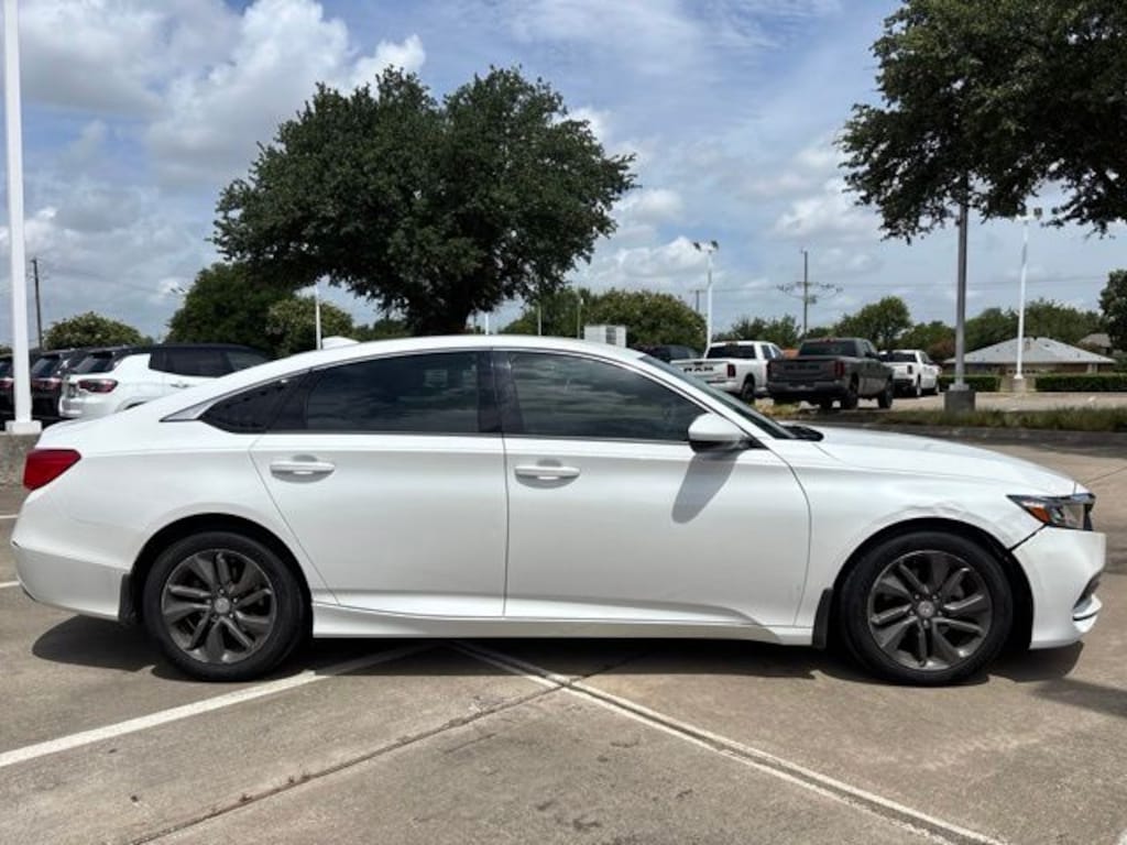 Used 2019 Honda Accord LX Sedan