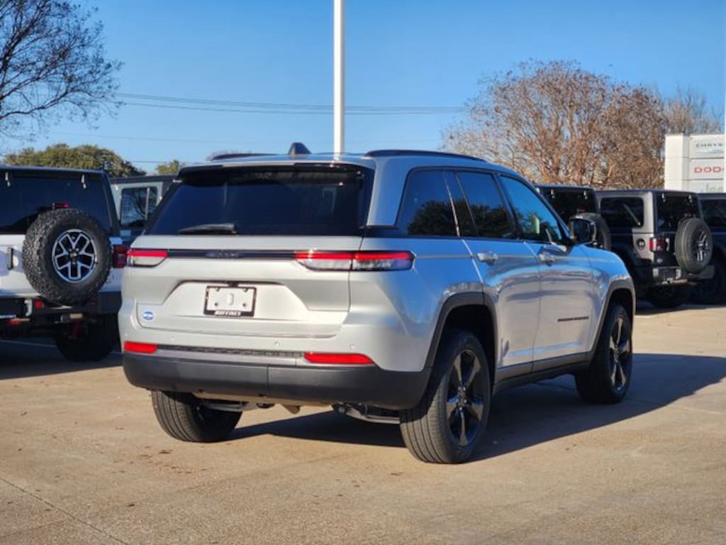 New 2026 Jeep Grand Cherokee LIMITED 4X2 Sport Utility