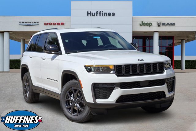 2027 Jeep Grand Cherokee 2 Row LAREDO 4X4 Sport Utility