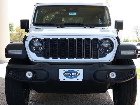 front grill of a Jeep Wrangler SUV