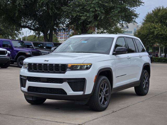 New 2027 Jeep Grand Cherokee 2 Row LAREDO 4X Sport Utility