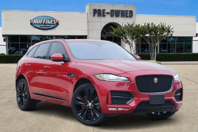 2018 Jaguar F-PACE R-Sport