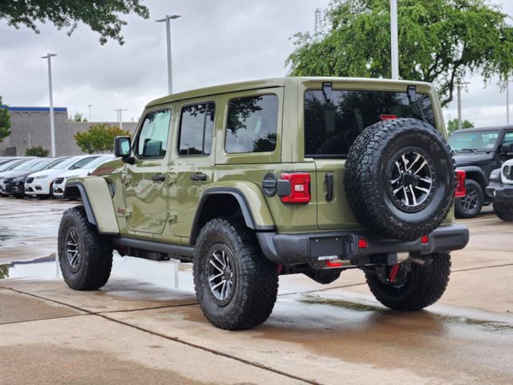 New 2026 Jeep Wrangler 4-DOOR RUBICON X Sport Utility