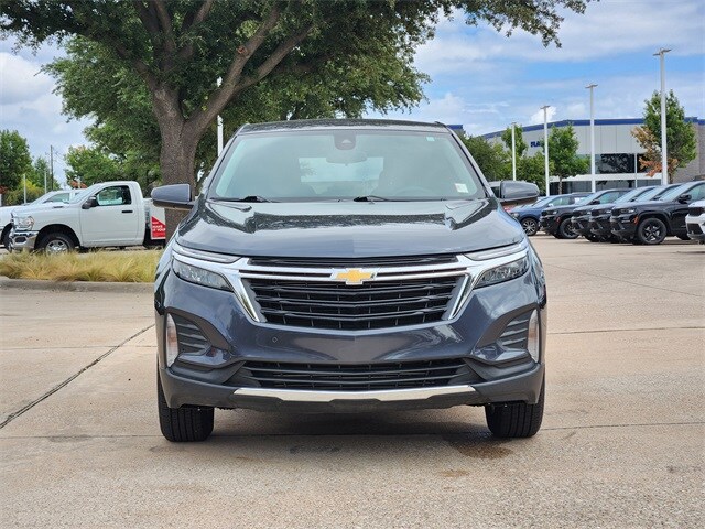 2023 Chevrolet Equinox LT photo 2