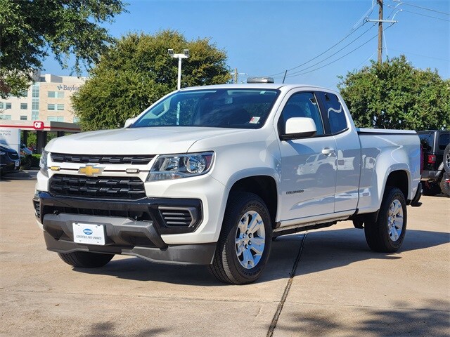 2022 Chevrolet Colorado LT photo 2