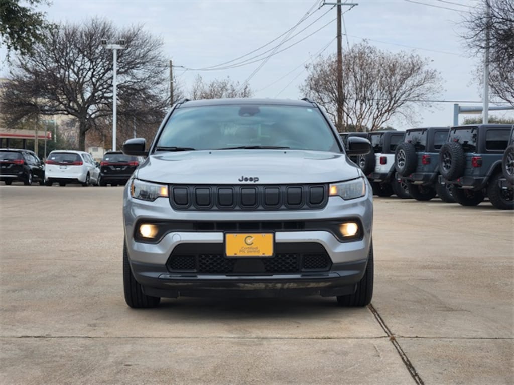 Used 2022 Jeep Compass Latitude SUV