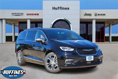 2026 Chrysler Pacifica PINNACLE Passenger Van