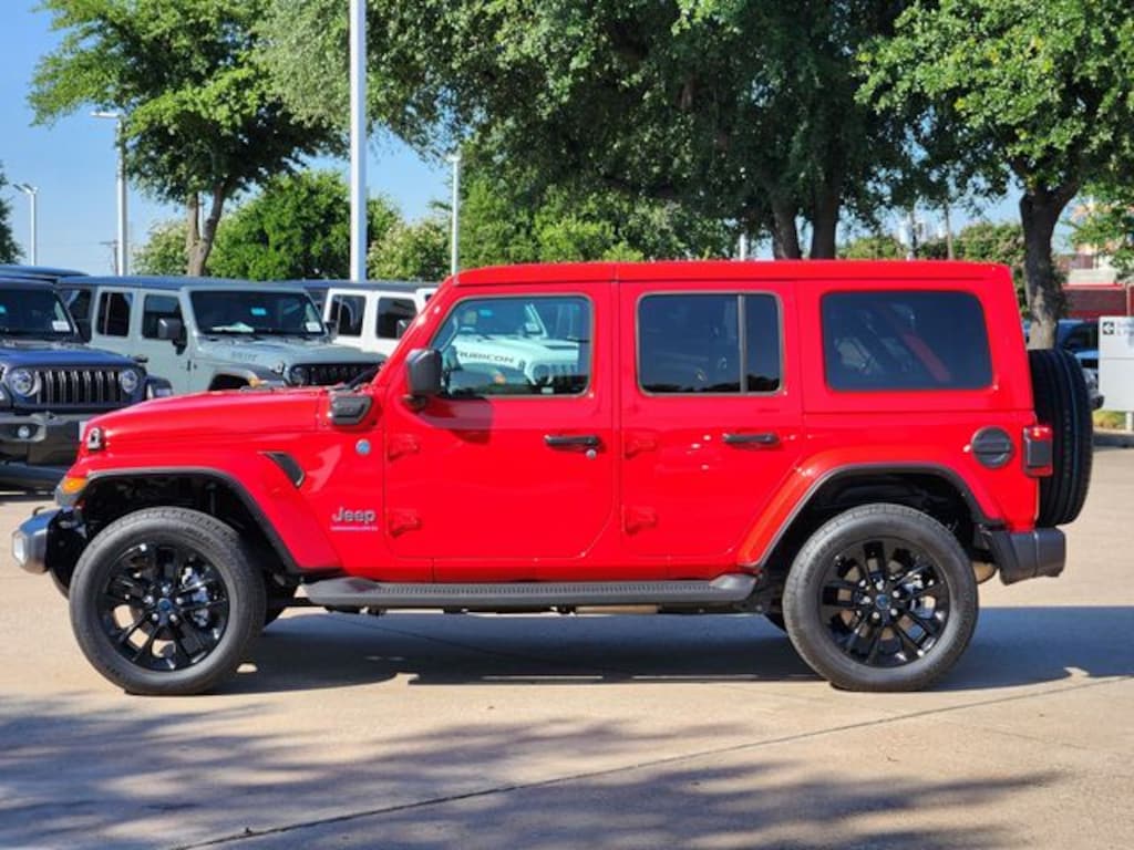 Certified 2025 Jeep Wrangler 4xe Sahara SUV