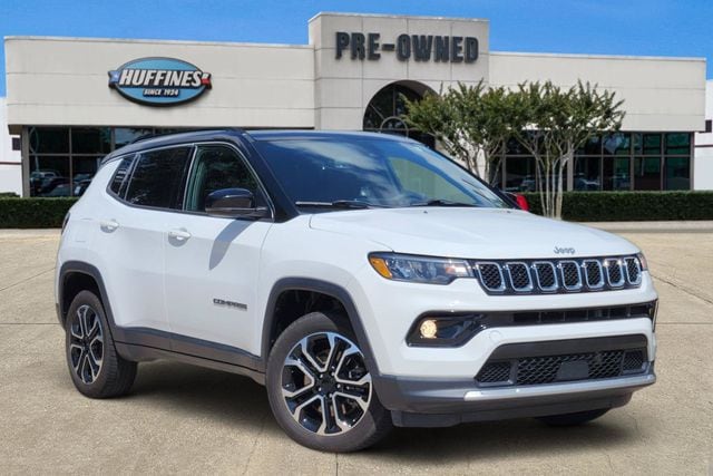 2023 Jeep Compass Limited 4X4's photo