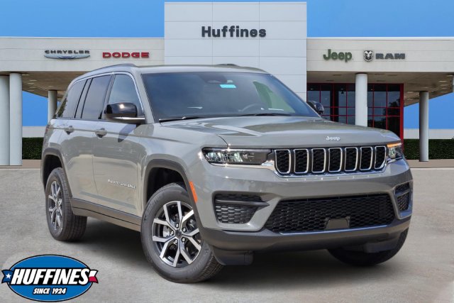 2027 Jeep Grand Cherokee LAREDO 4X4 Sport Utility