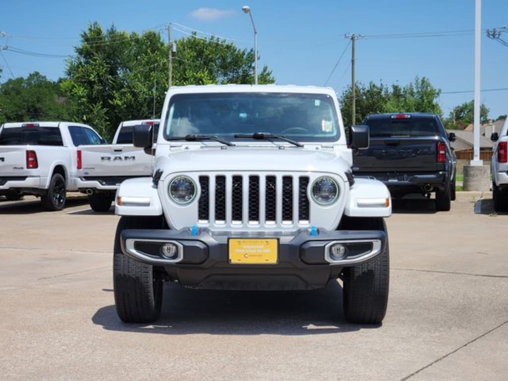 Used 2023 Jeep Wrangler 4xe Sahara SUV