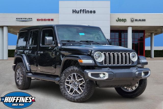 2026 Jeep Wrangler Sahara's photo