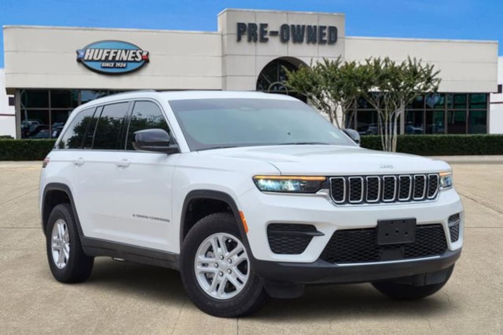 Certified 2025 Jeep Grand Cherokee Laredo SUV