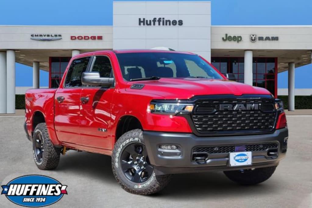 New 2026 Ram 1500 WARLOCK CREW CAB 4X4 5'7 BOX Pickup