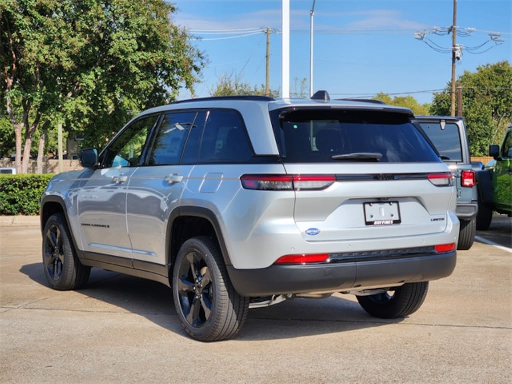 New 2025 Jeep Grand Cherokee LIMITED 4X2 Sport Utility