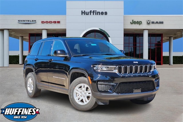 2025 Jeep Grand Cherokee Laredo's photo