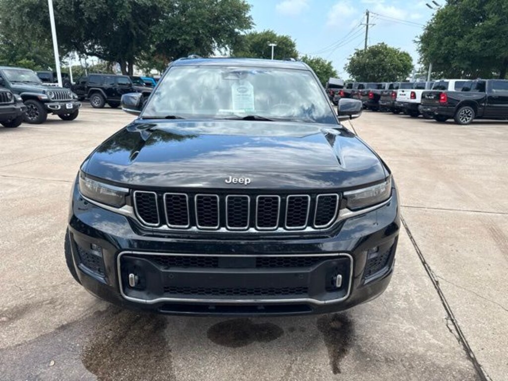 Used 2022 Jeep New Grand Cherokee Overland SUV