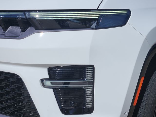 2026 Jeep Grand Wagoneer Limited Altitude