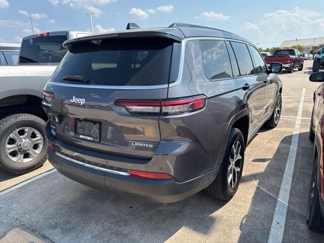 2024 Jeep Grand Cherokee Limited photo 2