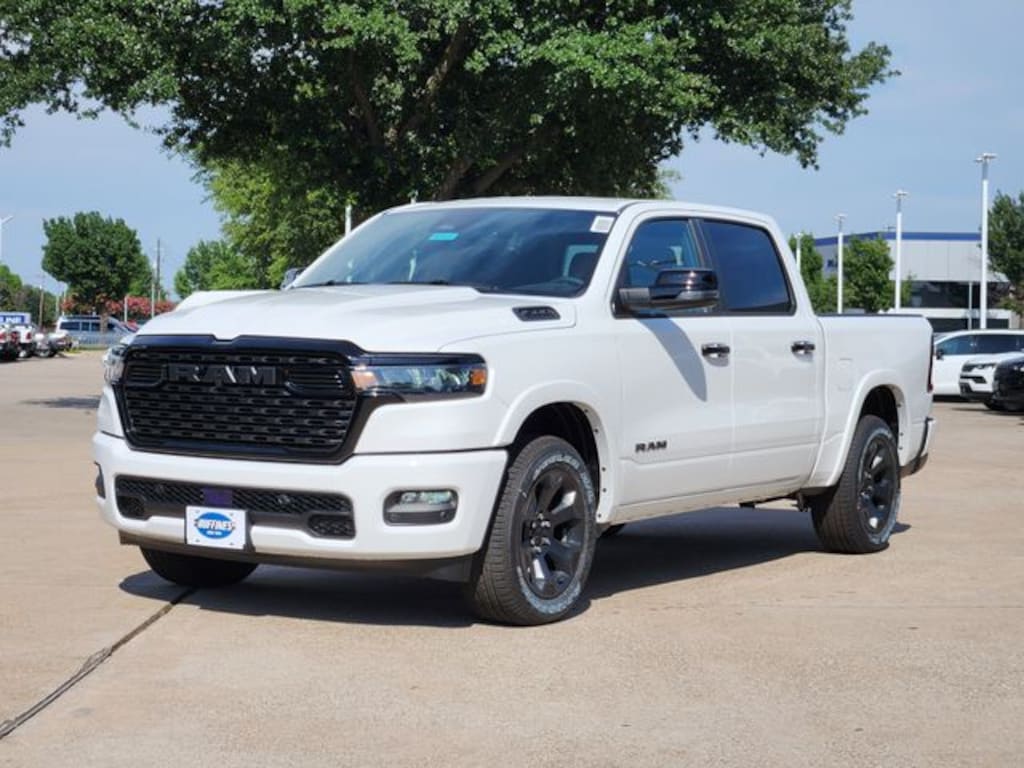 New 2026 Ram 1500 LONE STAR CREW CAB 4X2 5'7 BOX Pickup