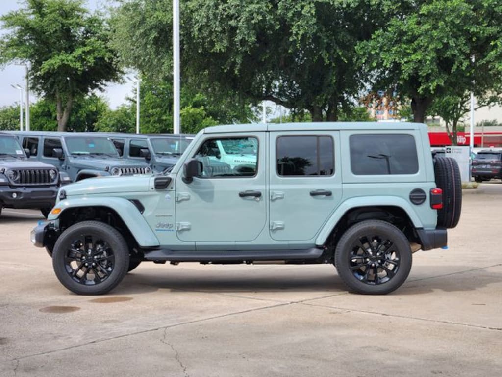 Used 2023 Jeep Wrangler 4xe Sahara SUV