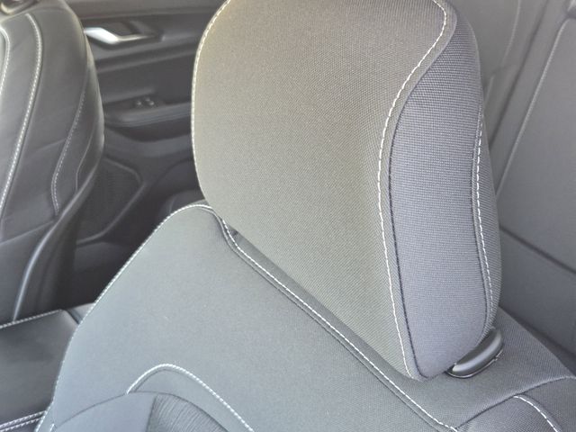 2025 Jeep Grand Cherokee Laredo - Photo 17