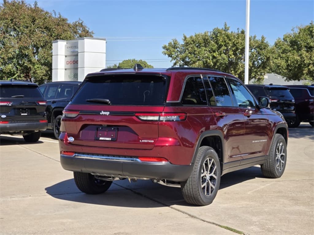 New 2025 Jeep Grand Cherokee LIMITED 4X2 Sport Utility
