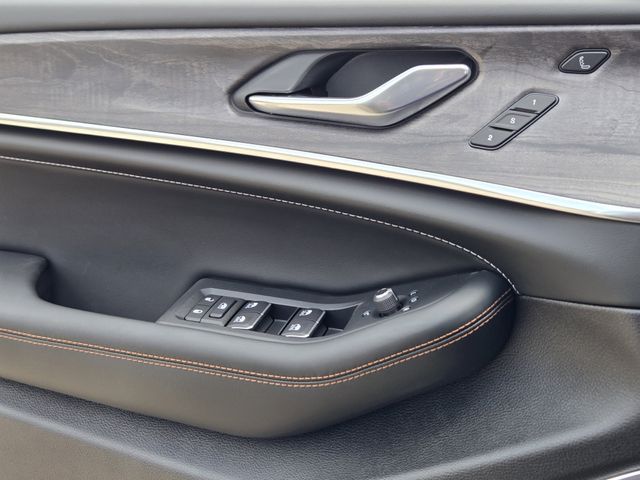 2025 Jeep Grand Cherokee L Overland - Photo 17
