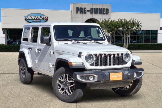 2025 Jeep Wrangler Sahara SUV