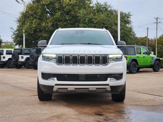 2024 Jeep Wagoneer Series II photo 2