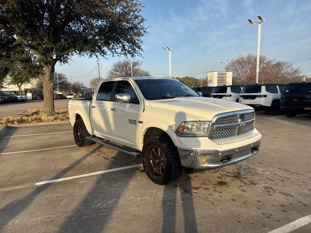 2017 RAM Ram 1500 Pickup Laramie