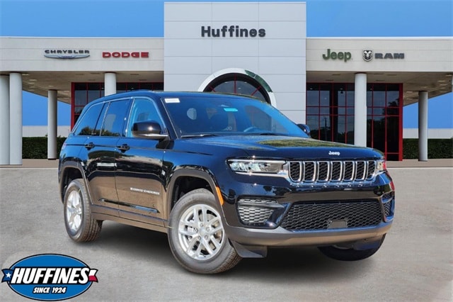 2025 Jeep Grand Cherokee Laredo's photo