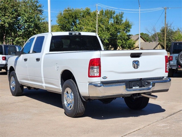 2024 Ram 2500 Tradesman photo 4