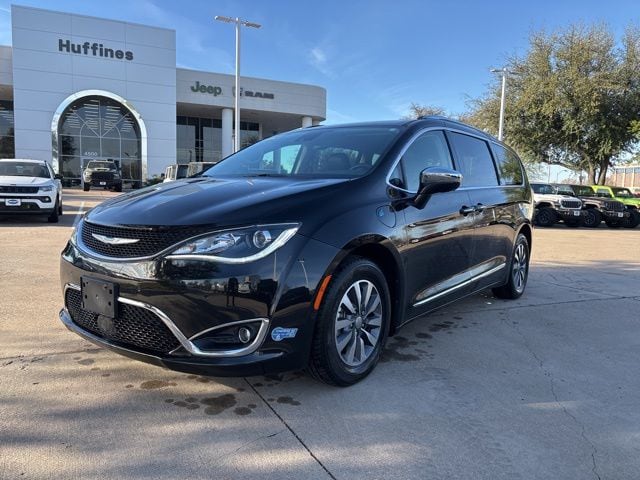 2020 Chrysler Pacifica Hybrid Limited