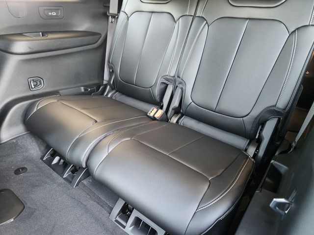 2025 Jeep Grand Cherokee L Limited - Photo 23
