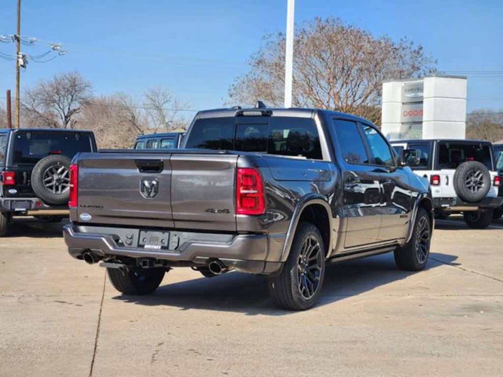 New 2026 Ram 1500 LIMITED CREW CAB 4X4 5'7 BOX Pickup