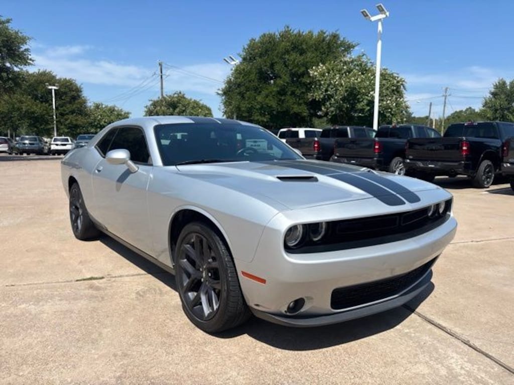 Used 2023 Dodge Challenger SXT Coupe