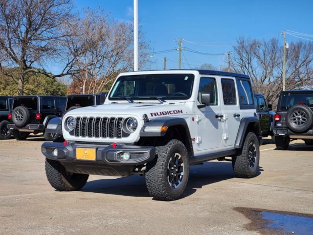 Used 2025 Jeep Wrangler Rubicon SUV
