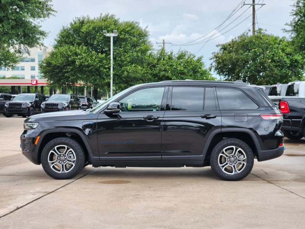 Used 2023 Jeep Grand Cherokee 4xe Trailhawk SUV