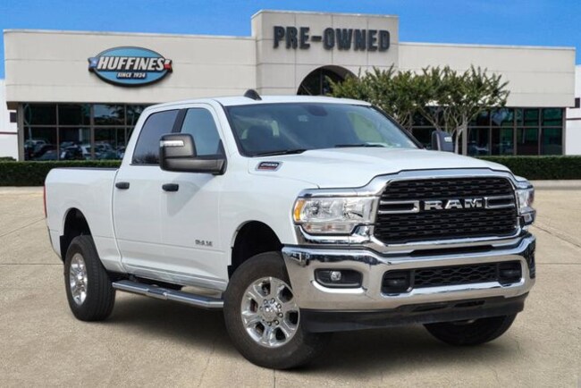 2024 Ram 3500 Big Horn Truck Crew Cab