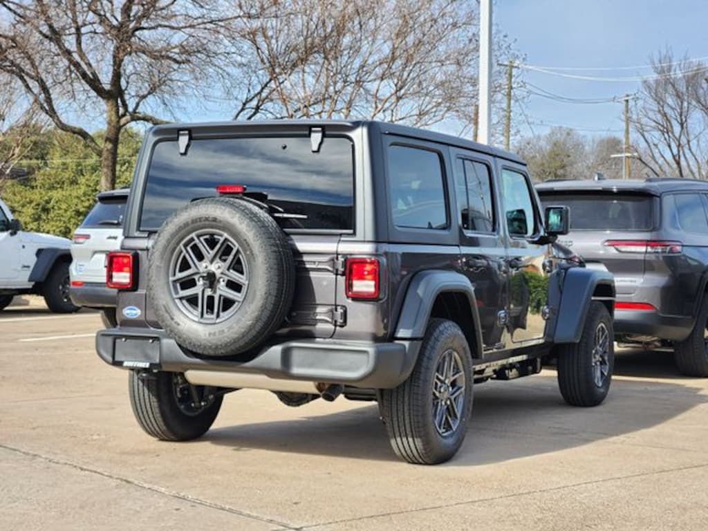 New 2026 Jeep Wrangler 4-DOOR SPORT S Sport Utility