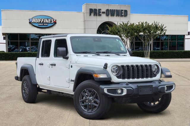2025 Jeep Gladiator Sport S Auto's photo