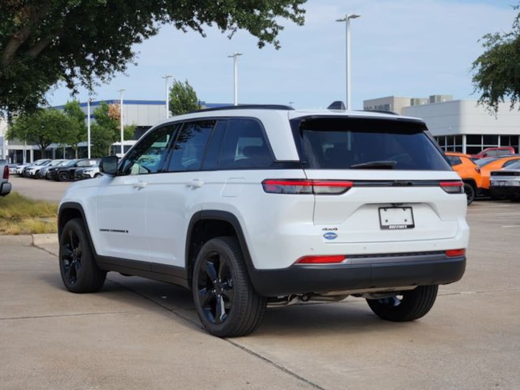 New 2026 Jeep Grand Cherokee LIMITED 4X4 Sport Utility