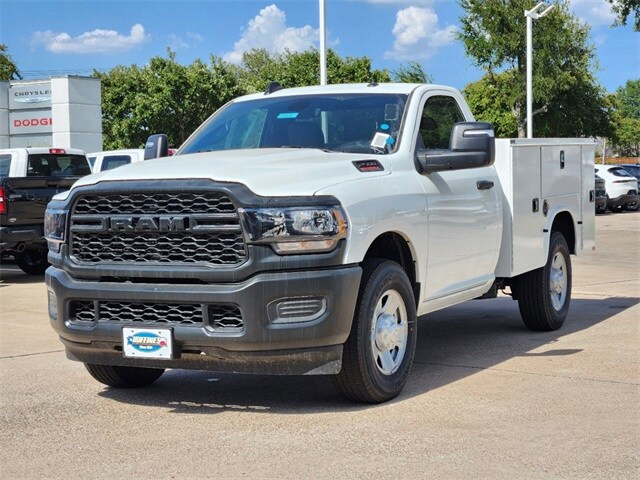 2024 Ram 2500 Tradesman photo 2