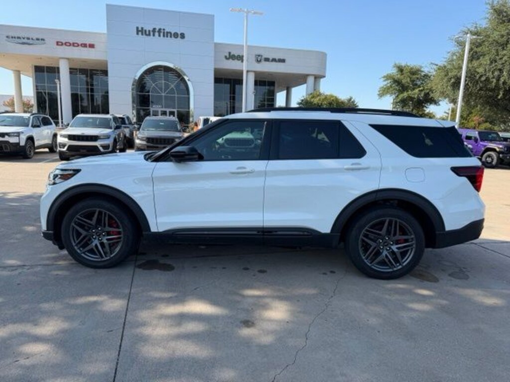 Used 2025 Ford Explorer ST SUV