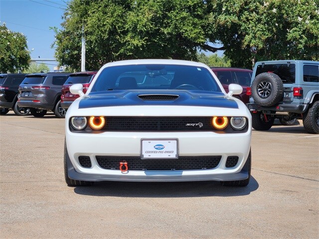 2016 Dodge Challenger SRT8 Hellcat photo 2